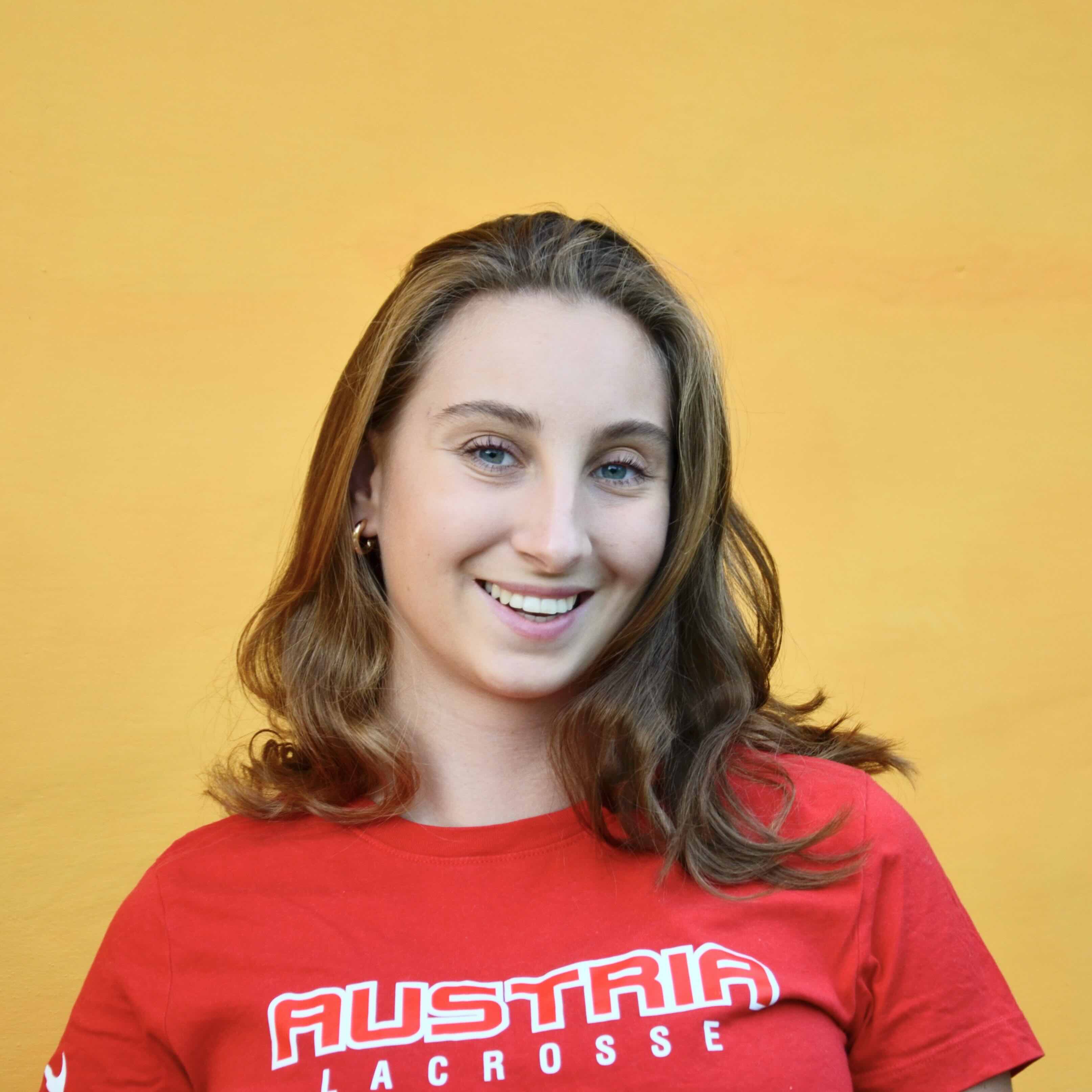 Profilbild von Flora Csanády
